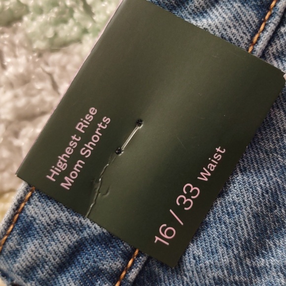 NWT Wild Fable Size 16/33R Highest Rise Mom Short Happy Pocket - Picture 5 of 16